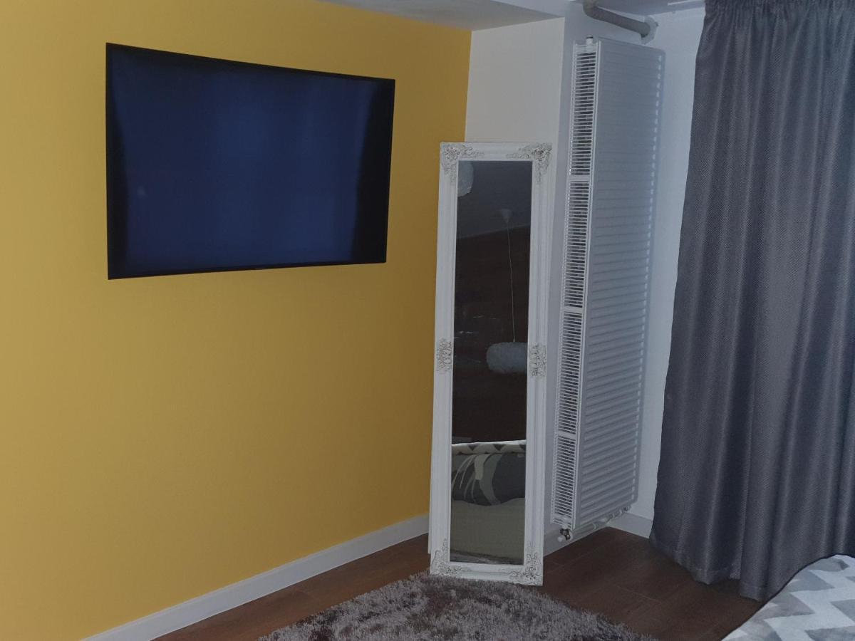 Apartament Ultracentral 2 Drobeta Turnu Severin Oda fotoğraf